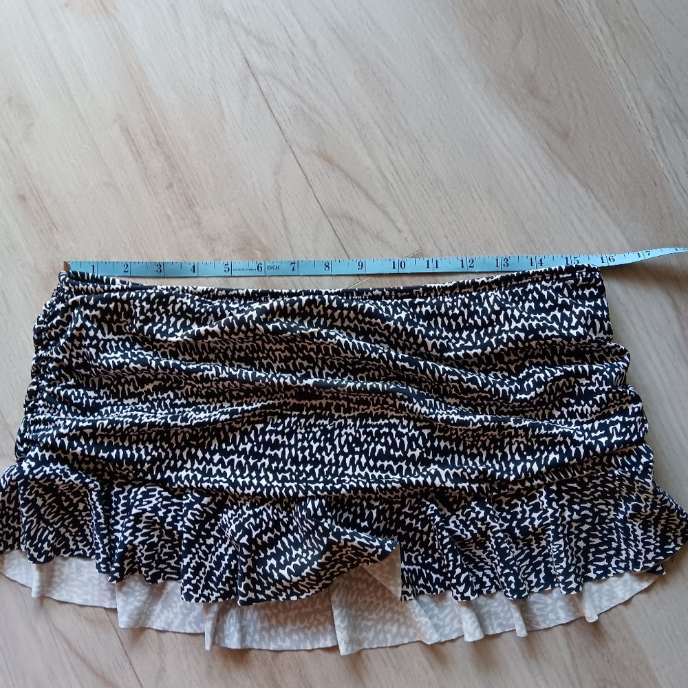 La Blanca Bikini Tie Halter Top Swim Skirt Black White Size 10 - Picture 12 of 16